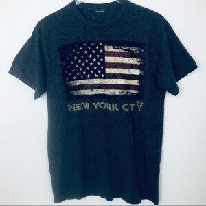 Grey vintage tee‎ American flag New York Ci…